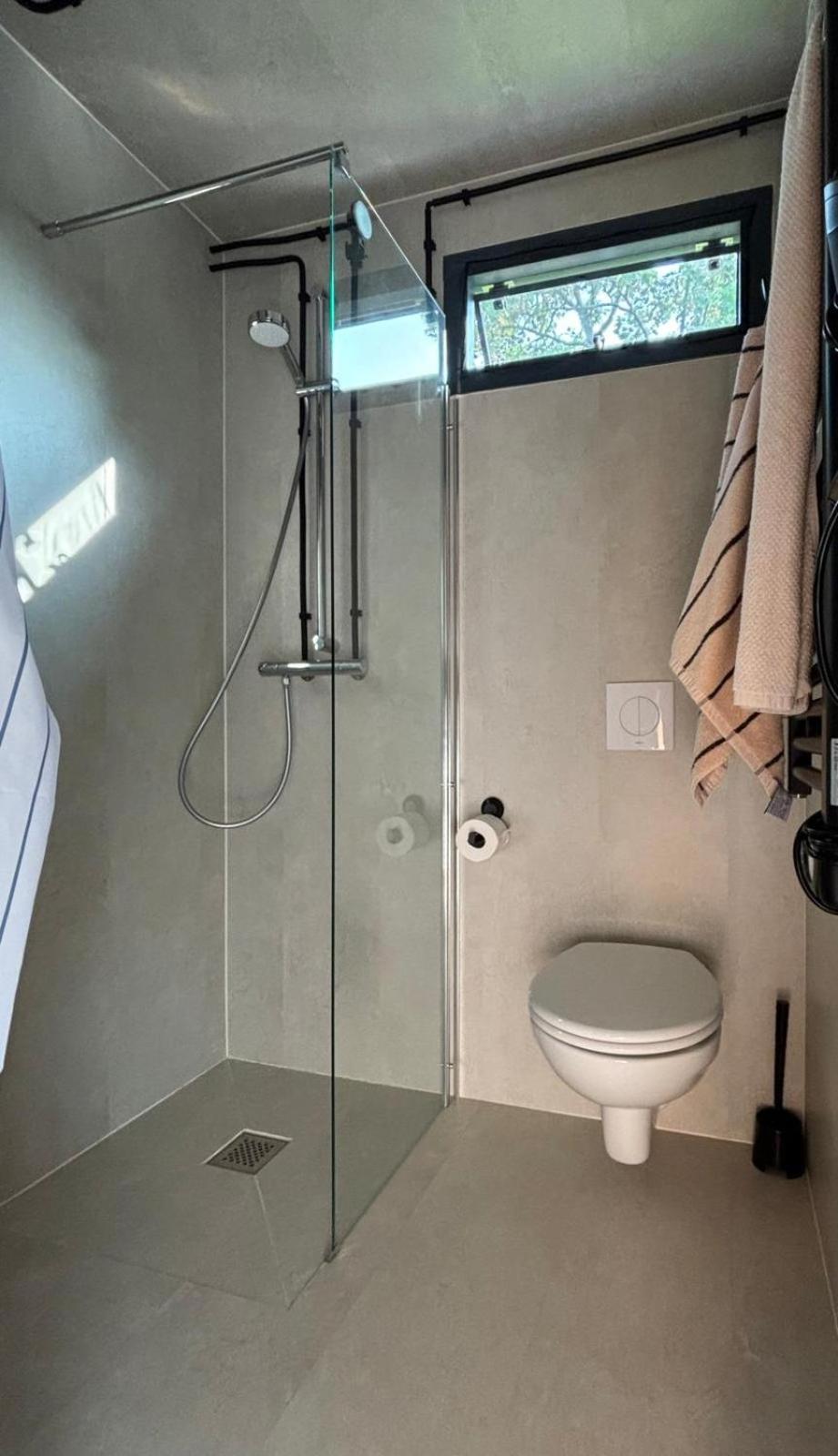 Tiny House The Cabin Peize Ngoại thất bức ảnh